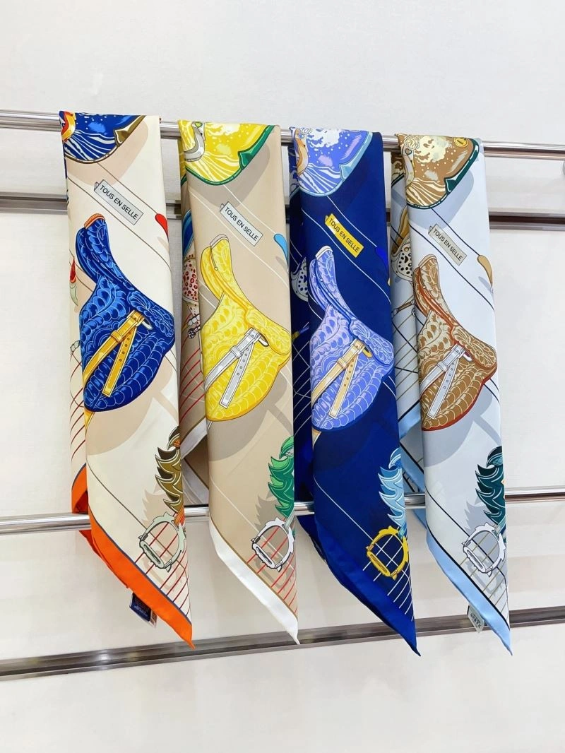 Versatile Hermes Scarf 271779