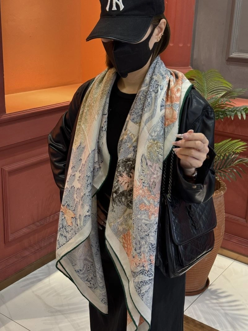 Hermes Scarf MoistureWicking 271747