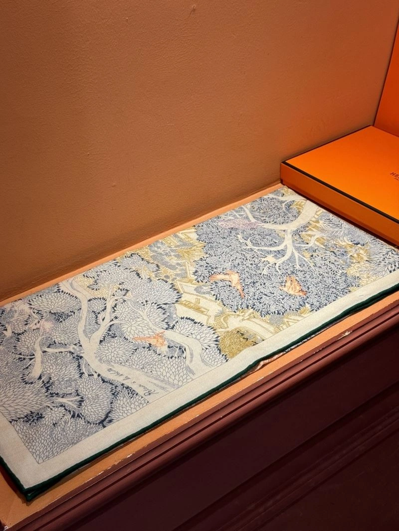 Hermes Scarf MoistureWicking 271747