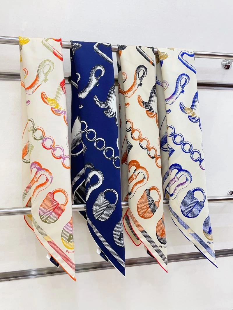Stylish Hermes Scarf 271625