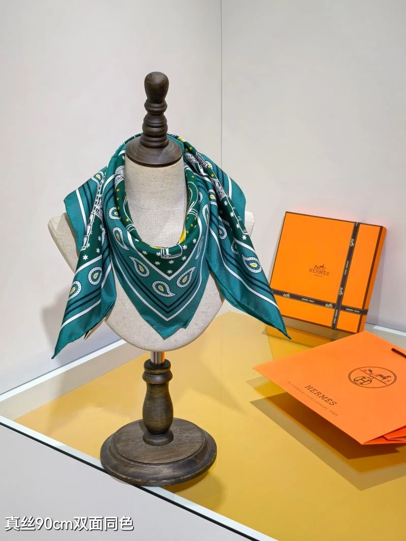 UrbanStyle Hermes Scarf 271584