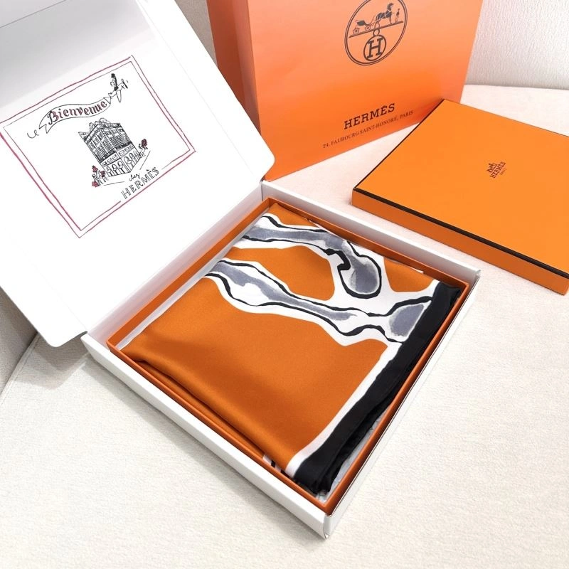 Hermes Scarf Compact 271583