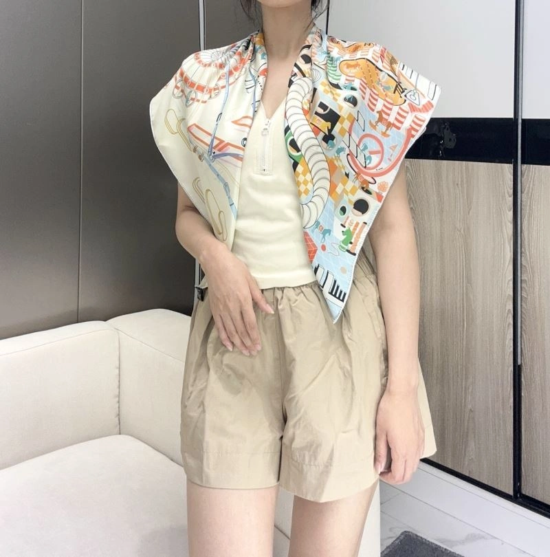 Seasonal Hermes Scarf 271594