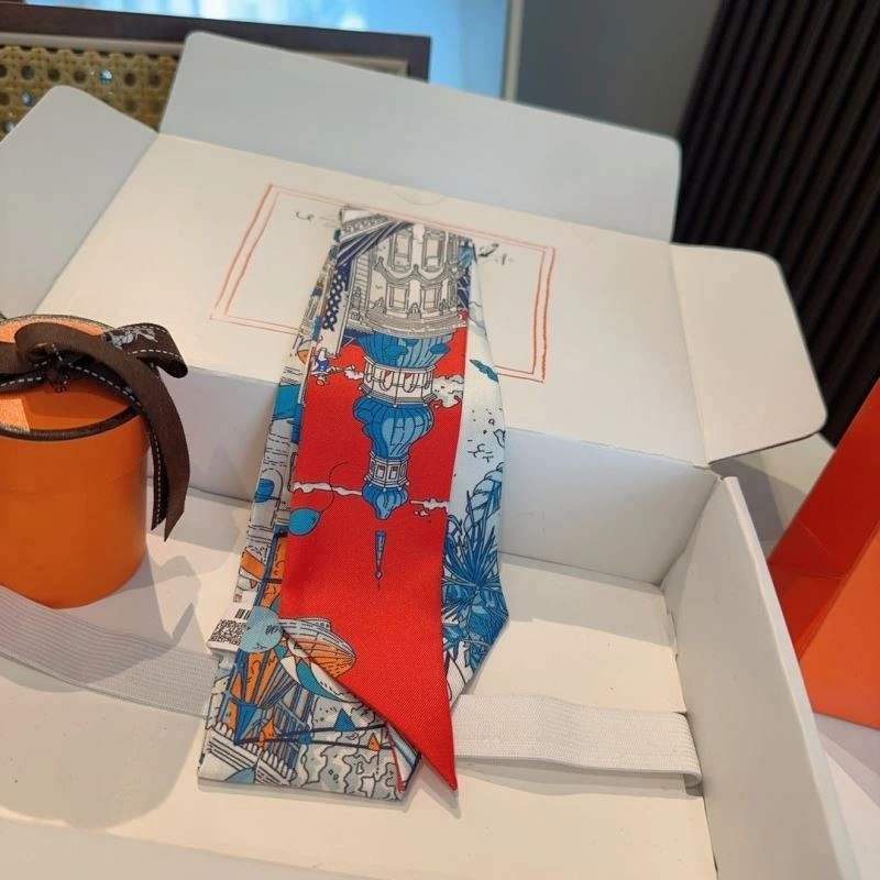 Snug Hermes Silk 272273