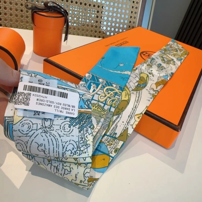 Hermes Silk Bold 272267