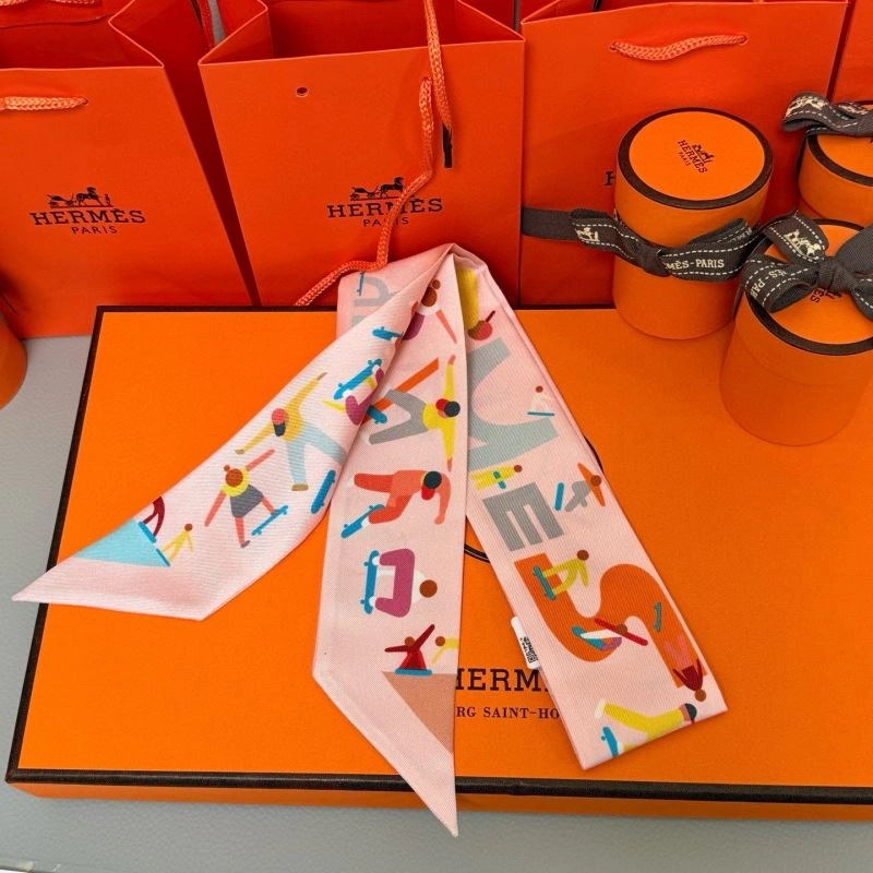 Unique Hermes Silk 272280
