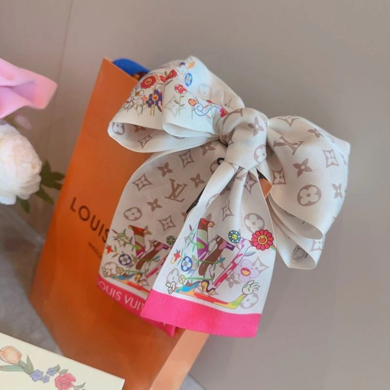 TechFriendly Hermes Silk 272244