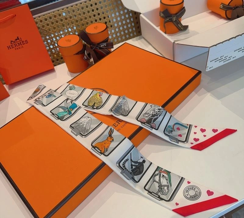 Hermes Silk TimelessDesign 272218