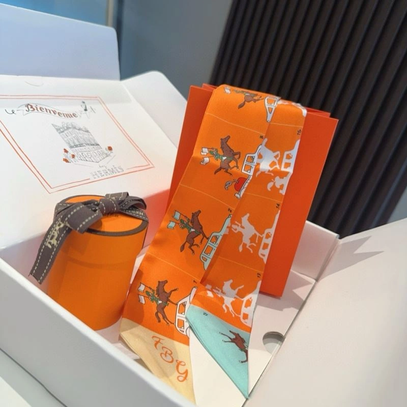 UrbanStyle Hermes Silk 272235
