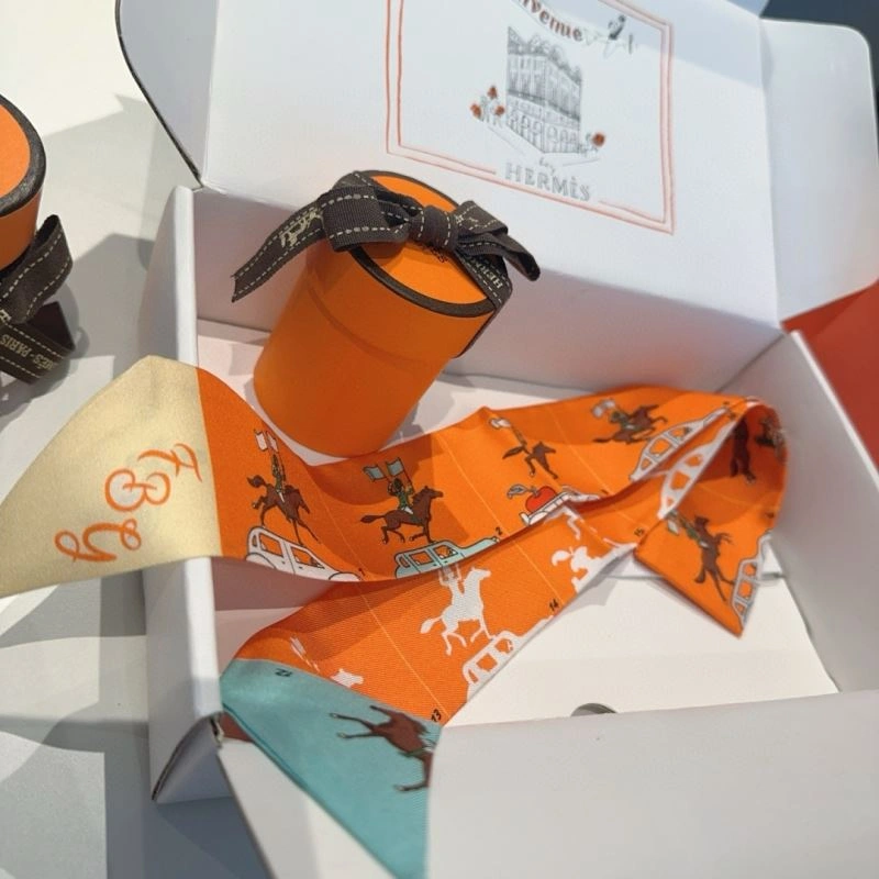UrbanStyle Hermes Silk 272235