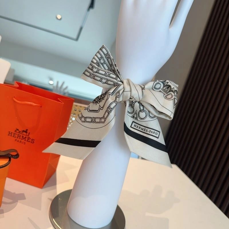 Flexible Hermes Silk 272211