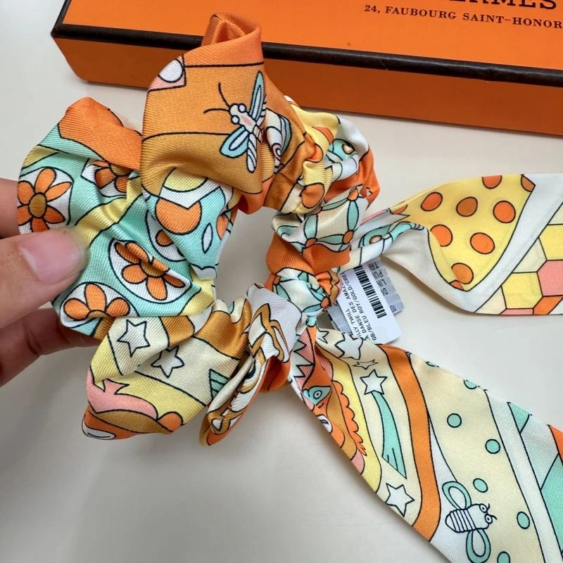 Lightweight Hermes Silk 272199