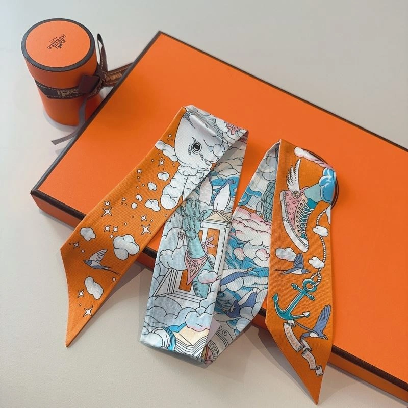 Attractive Hermes Silk 272182