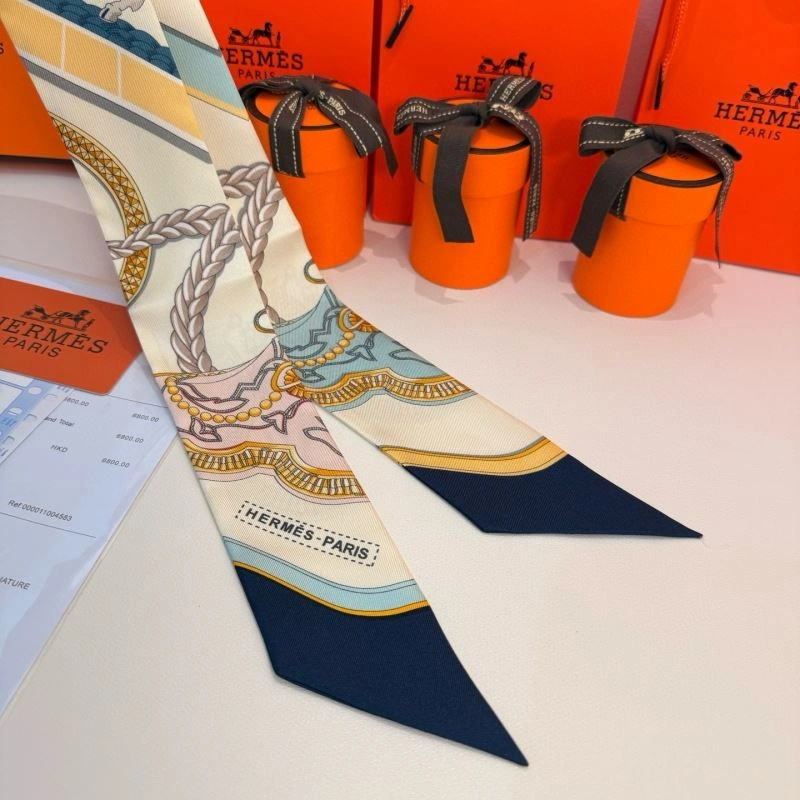 Seasonal Hermes Silk 272193
