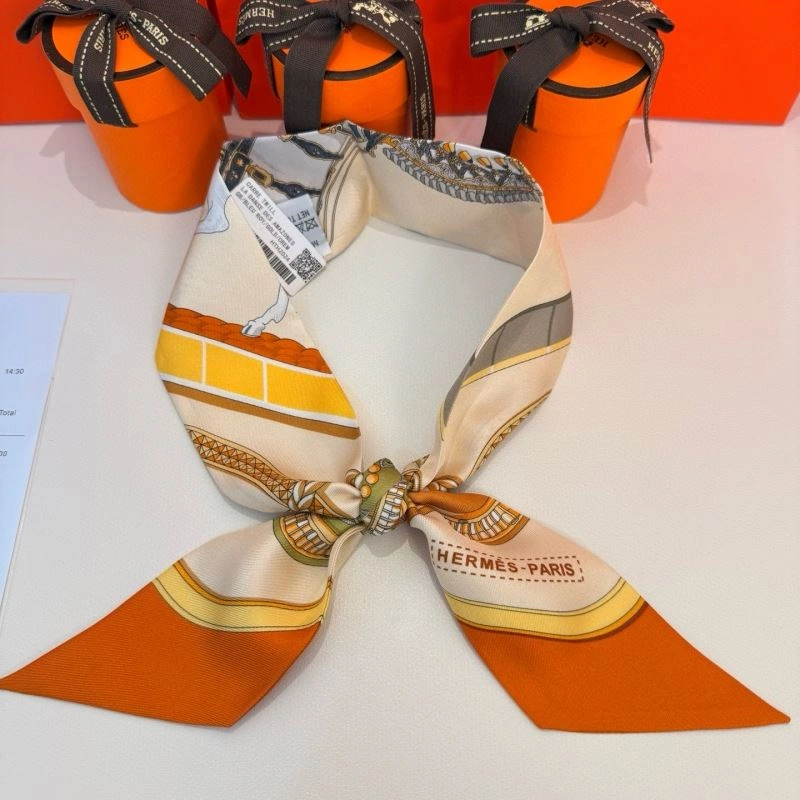 Seasonal Hermes Silk 272193