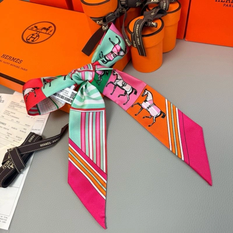 Bold Hermes Silk 272167