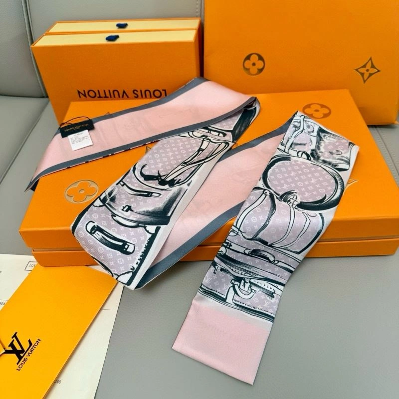 Vibrant Hermes Silk 272159