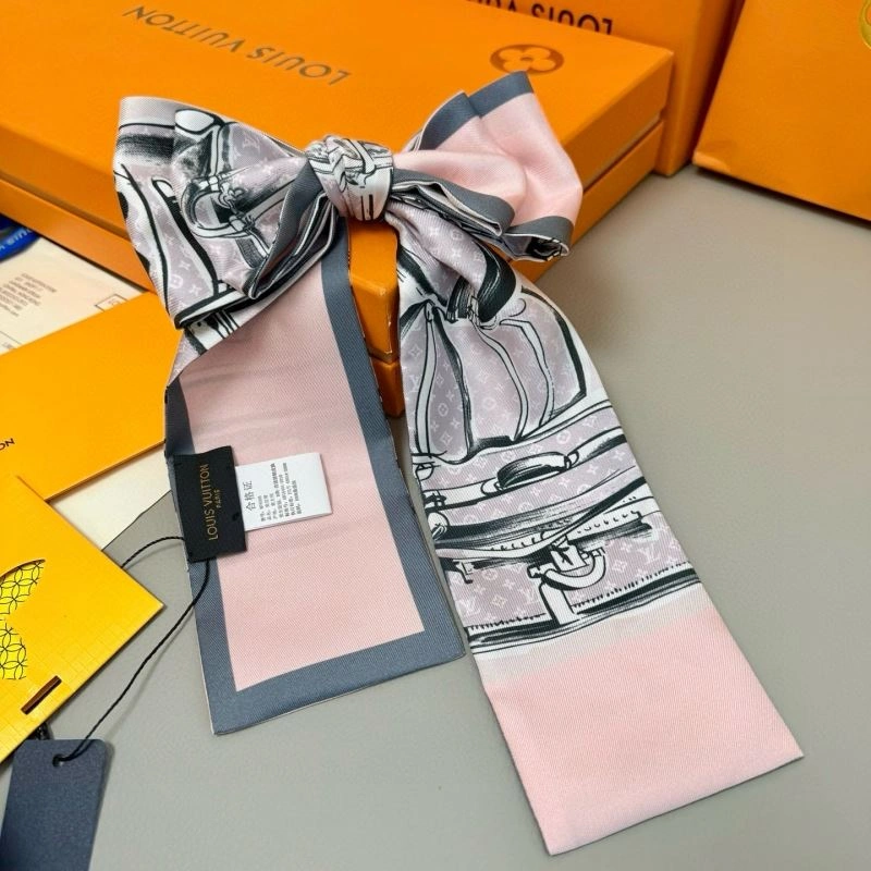 Vibrant Hermes Silk 272159