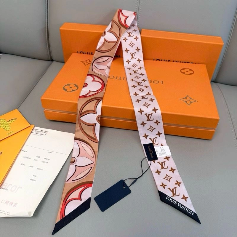 Sophisticated Hermes Silk 272152