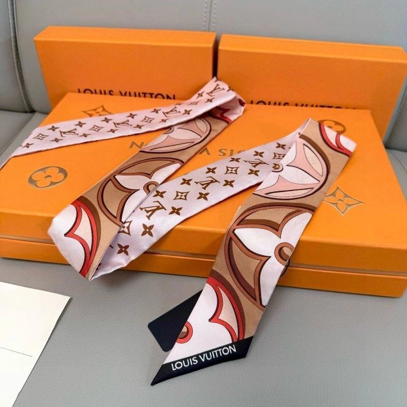 Sophisticated Hermes Silk 272152