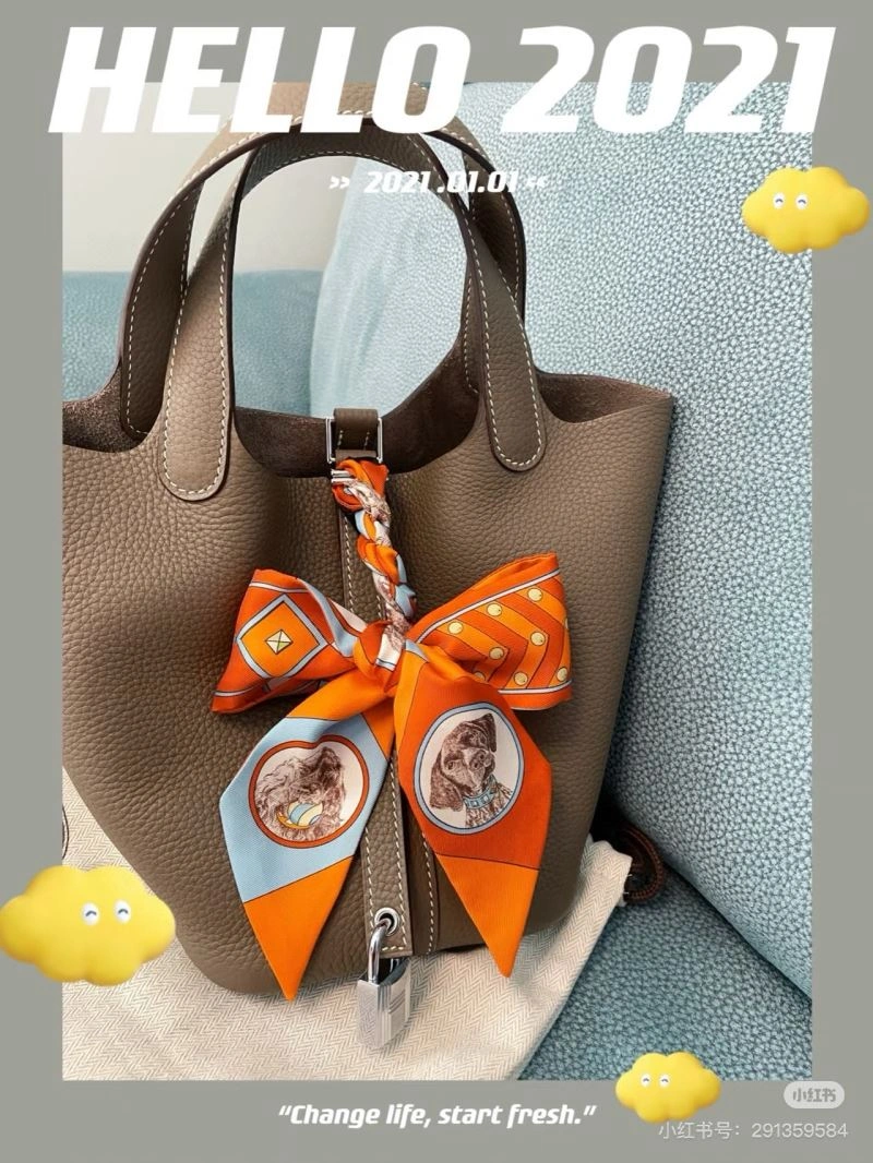 Sporty Hermes Silk 272127