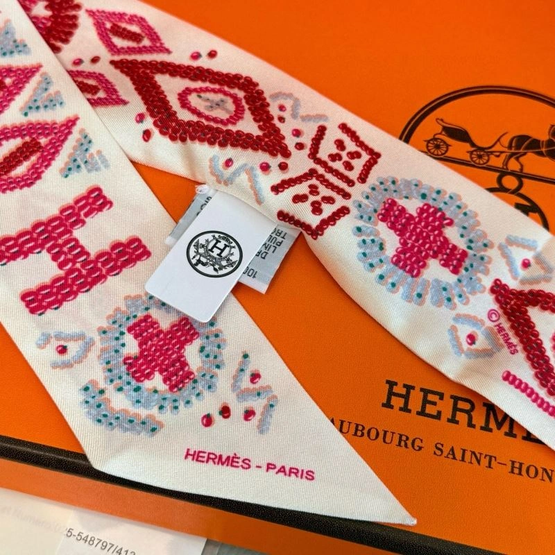 Versatile Hermes Silk 272143