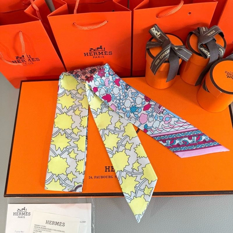 FashionForward Hermes Silk 272137