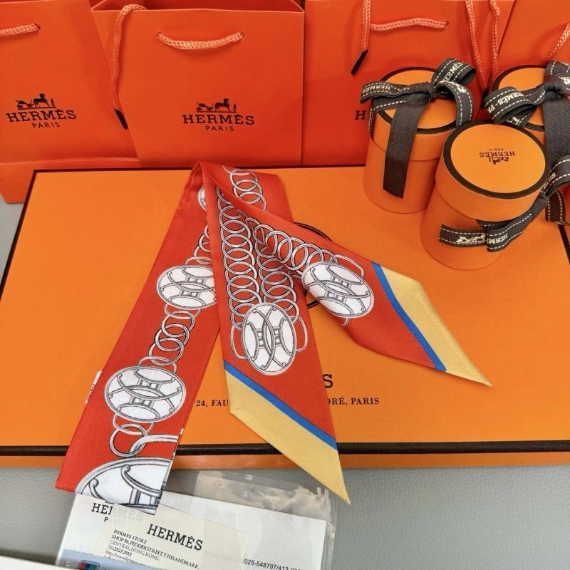 UrbanChic Hermes Silk 272123