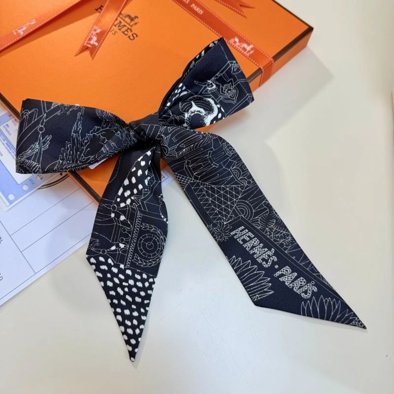 Hermes Silk Comfortable 272134