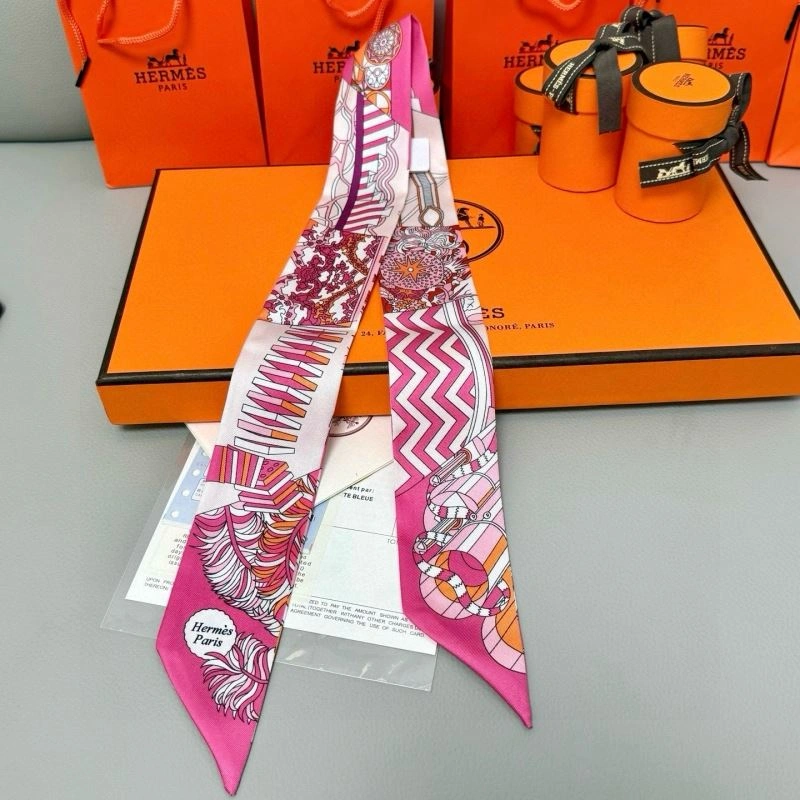 Packable Hermes Silk 272121