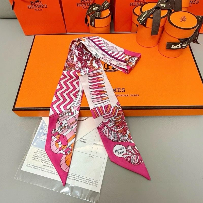 Packable Hermes Silk 272121