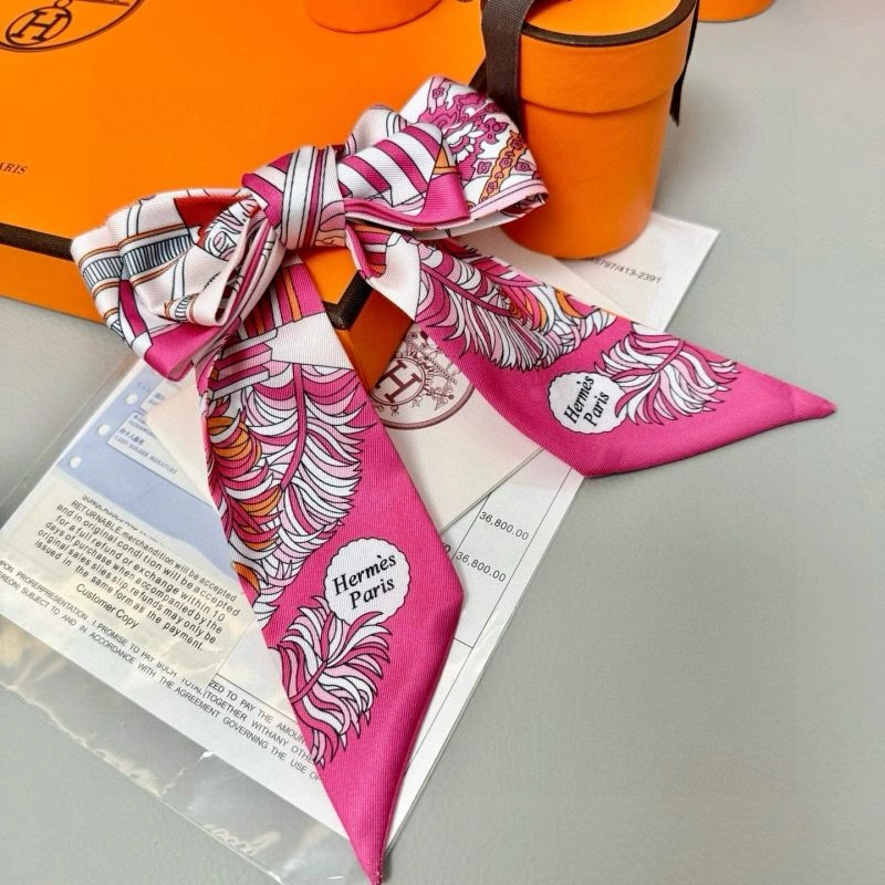 Packable Hermes Silk 272121