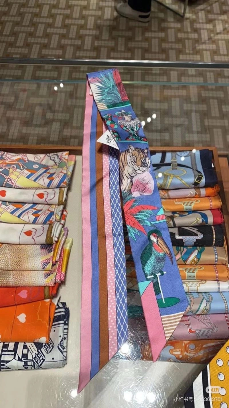 Affordable Hermes Silk 272112