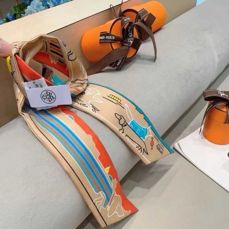 Bold Hermes Silk 272085