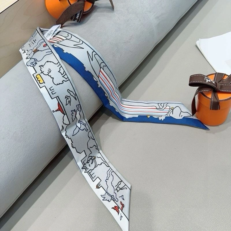 Hermes Silk Unisex 272107