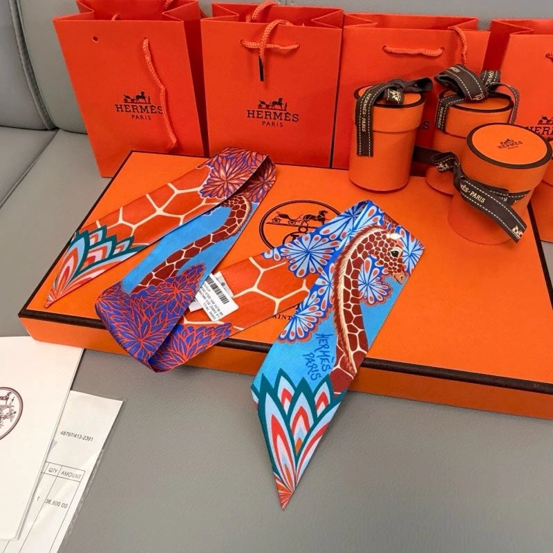 Resilient Hermes Silk 272081