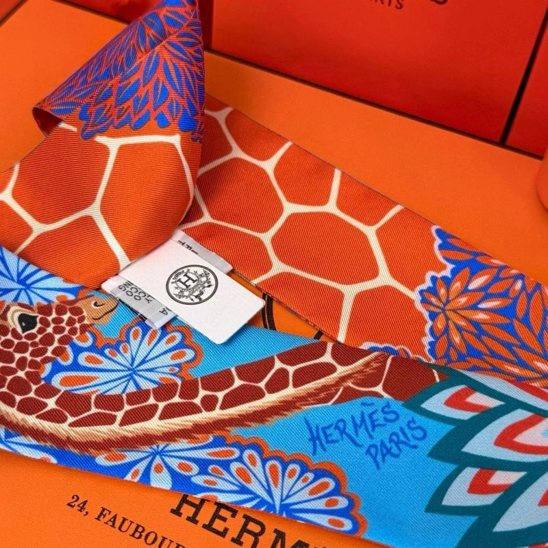 Resilient Hermes Silk 272081