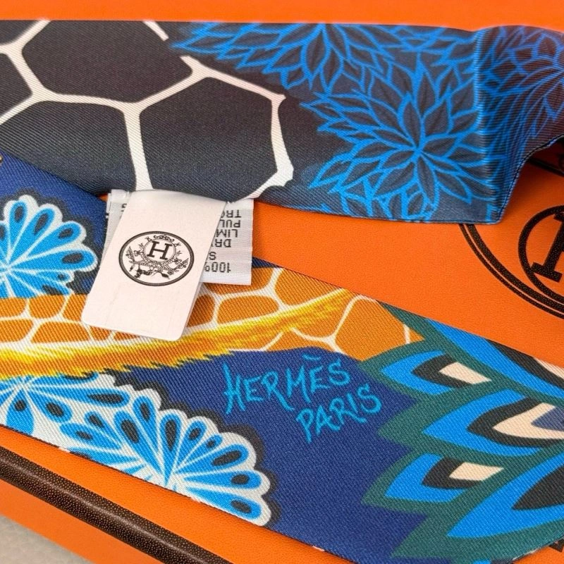 Refined Hermes Silk 272078