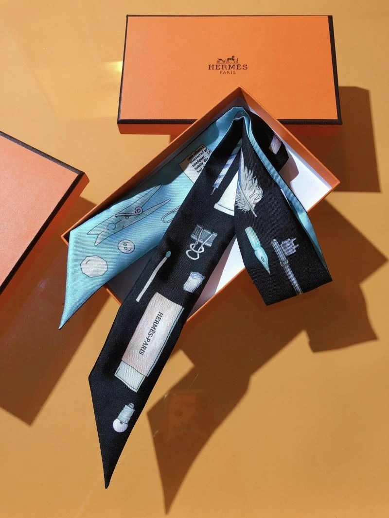 Classic Hermes Silk 272505
