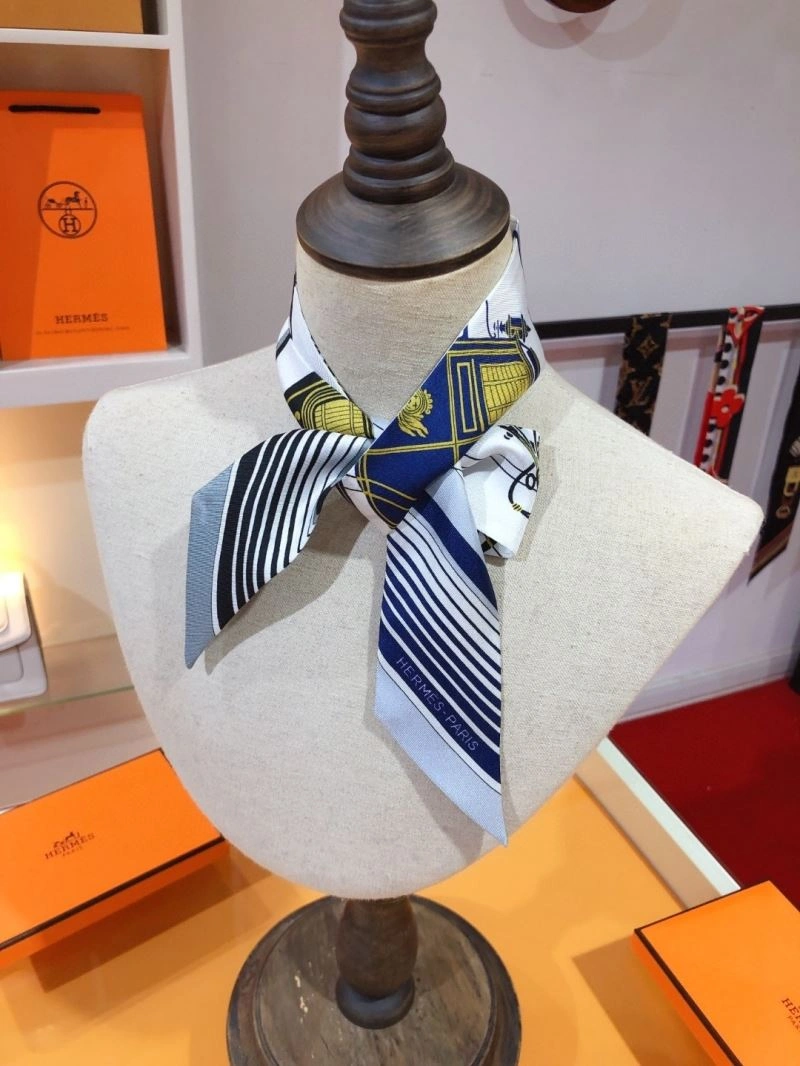 Unisex Hermes Silk 272519