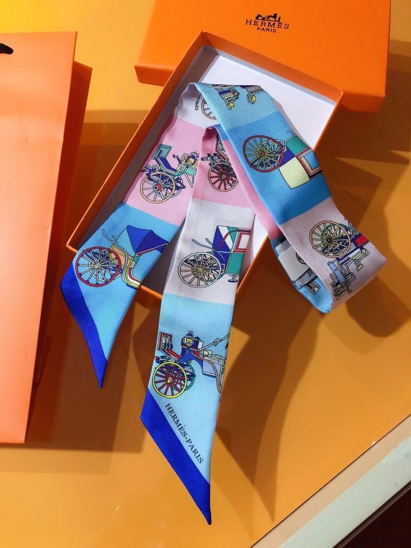 Vibrant Hermes Silk 272518