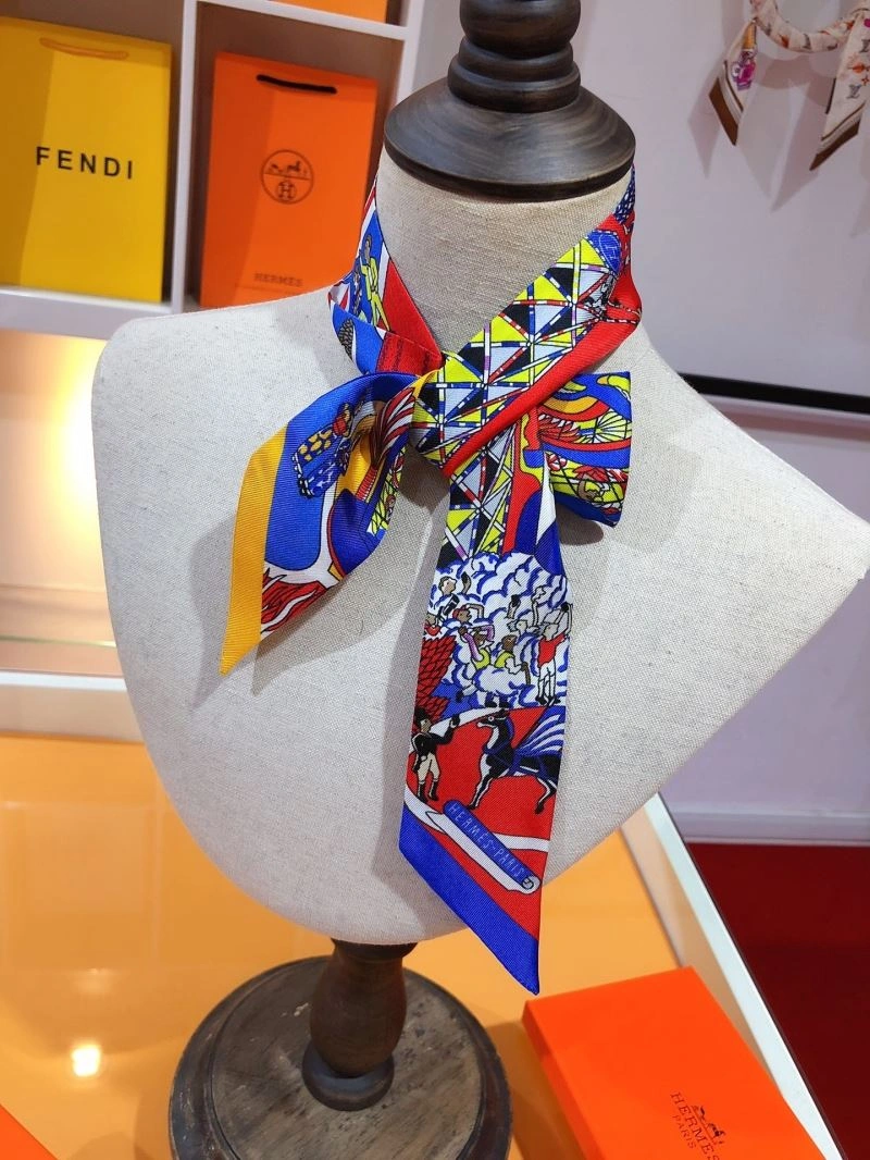 Resilient Hermes Silk 272471