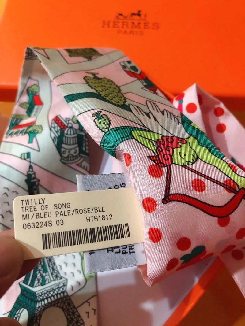 Soft Hermes Silk 272480