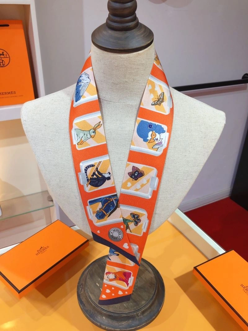 Snug Hermes Silk 272483