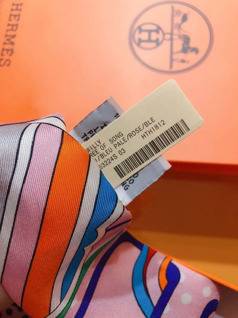 Lightweight Hermes Silk 272890