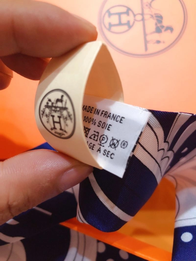 Hermes Silk FreshLook 272883
