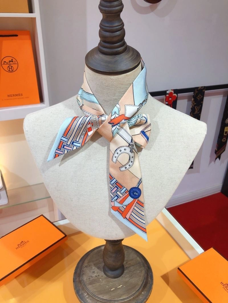 Classic Hermes Silk 272884