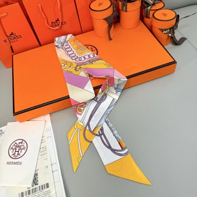 Durable Hermes Silk 272855