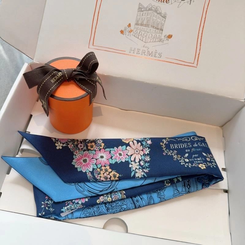 Vibrant Hermes Silk 272820