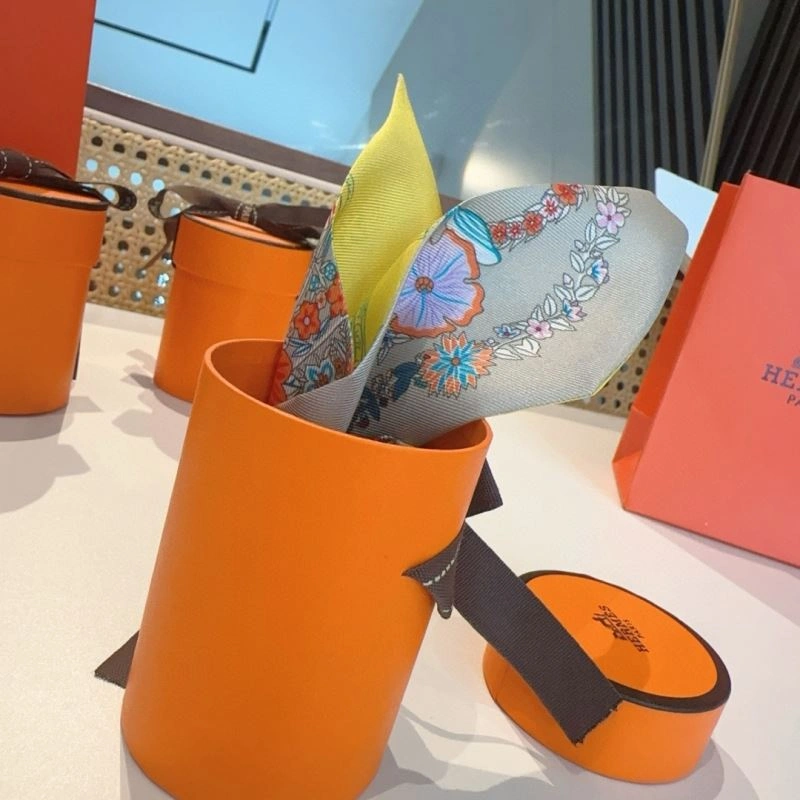 Hermes Silk Versatile 272835